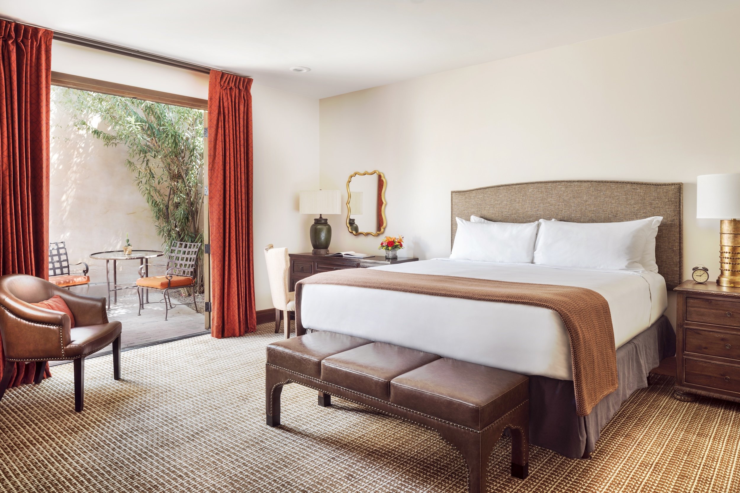 royal palms resort guest room and patio