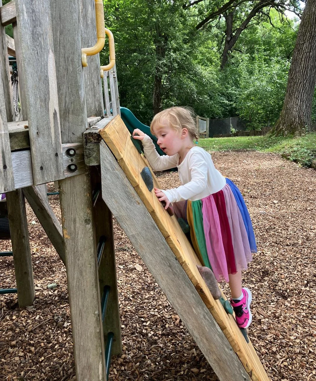 The students enjoy fresh air, movement, and connection with nature as they explore, play, and work together. These moments outdoors nurture their physical development, social growth, and sense of wonder about the world. As they spend time outside, th