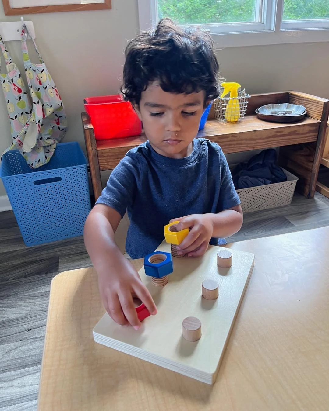 Our toddler students are settling beautifully into their new environment and daily routines. With big smiles and busy hands, they are joyfully exploring Montessori materials, engaging in activities independently, and beginning to build new friendship