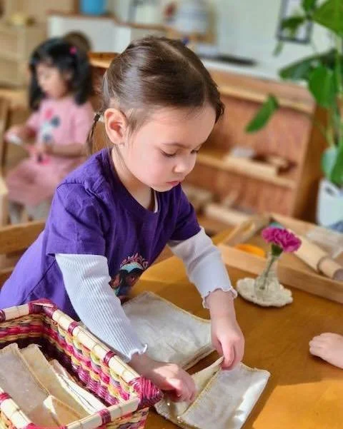 As the school year progresses, the children confidently take on more and more of the care of the classroom environment, such as folding the napkins we use for snack and lunch.

#montessori #setonmontessori #montessorieducation #setonmontessorischool 