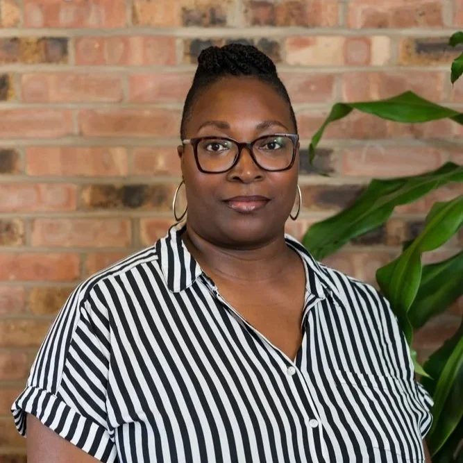 A headshot of Ramonda Dillard.