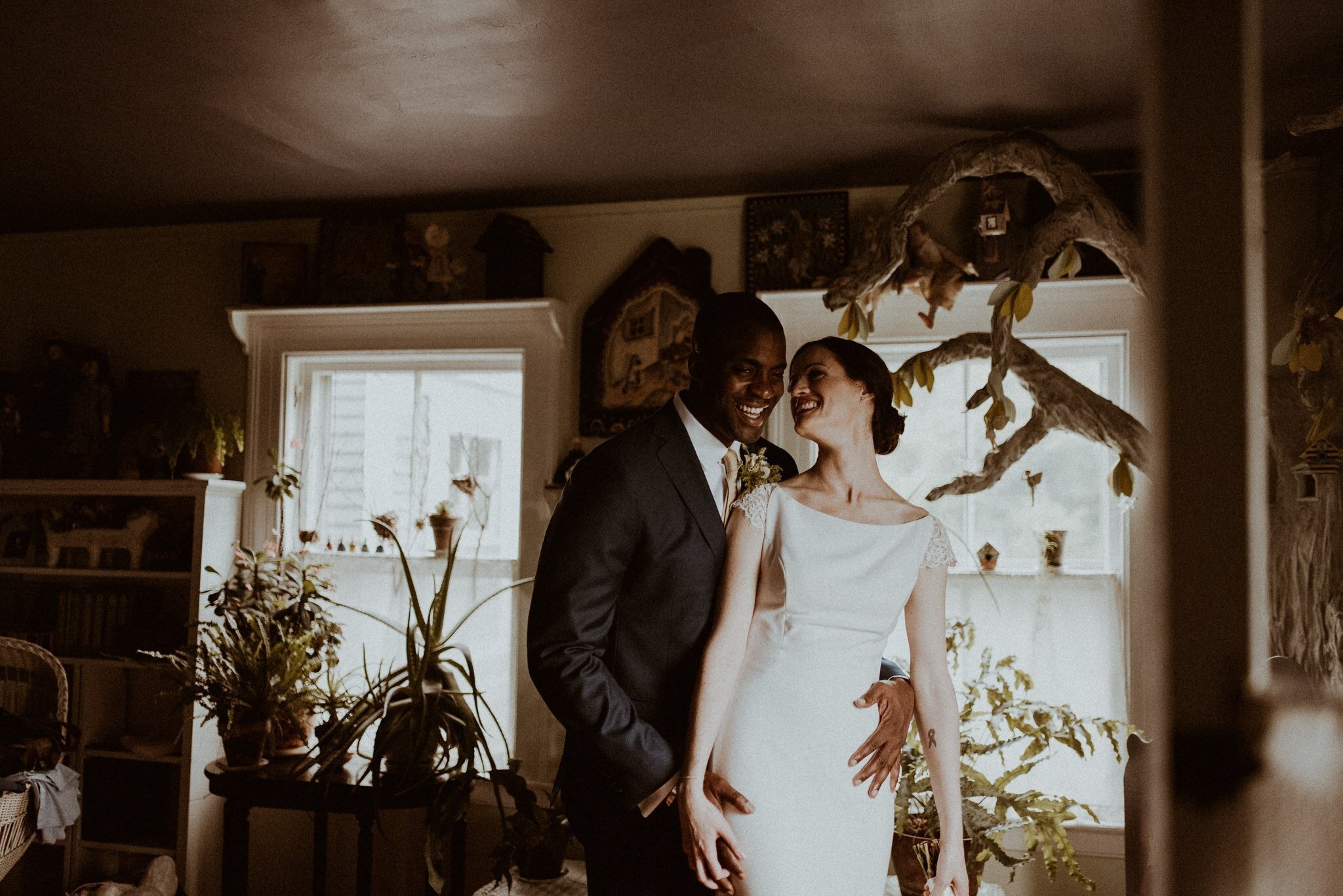 gloriosa-co-curtis-house-wedding-greenfield-western-massachusetts-photographers-vanessaalvesphotography-54.jpg