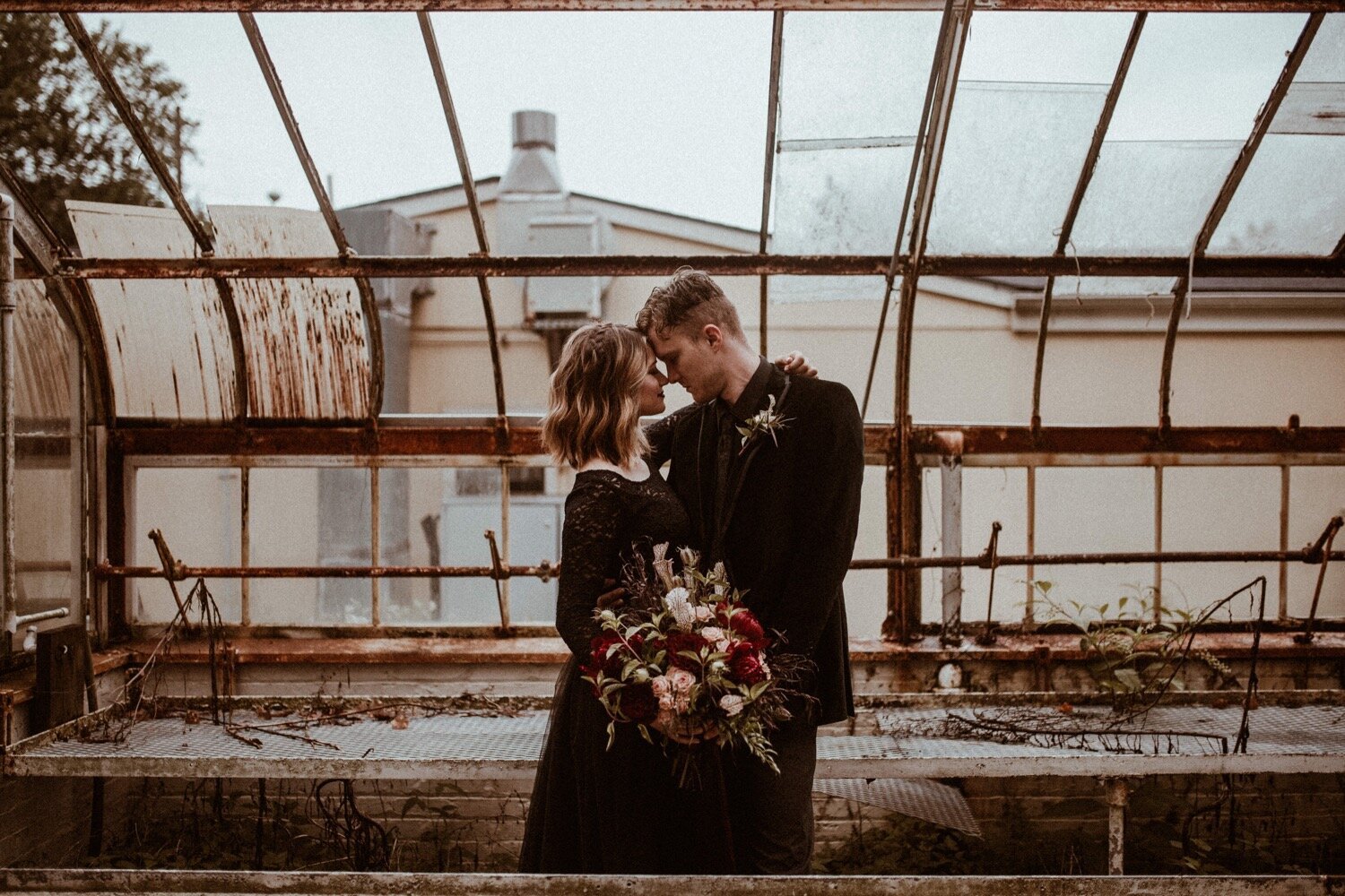 abandoned-greenhouse-vanessaalvesphotography-boston-wedding-elopement-photographer-18.jpg