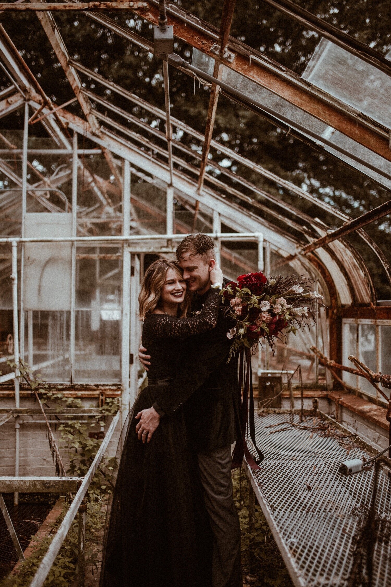 abandoned-greenhouse-vanessaalvesphotography-boston-wedding-elopement-photographer-20.jpg