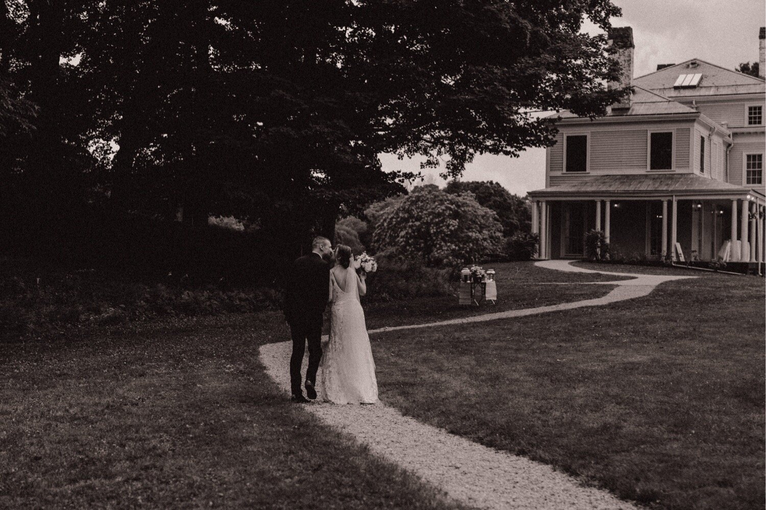 lyman-estate-wedding-summer-boston-photographer-vanessaalvesphotography-53.jpg