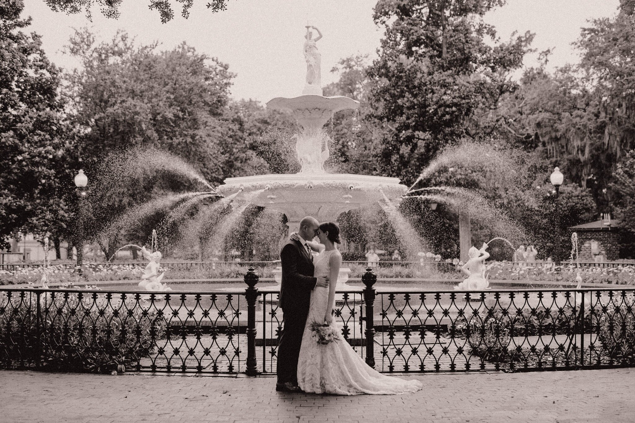 forsyth-park-wedding-destination-wedding-photographers-boston-vanessaalvesphotography-78.jpg
