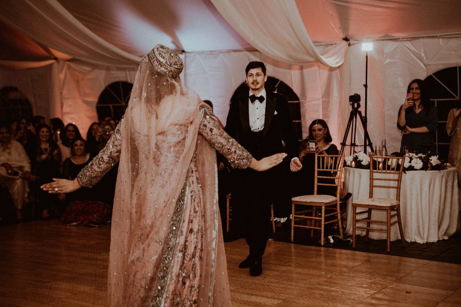 091_042019-zoya+jordan-wedding-791_Desi+Wedding+at+the+Searles+Castle+in+New+Hampshire+.jpg