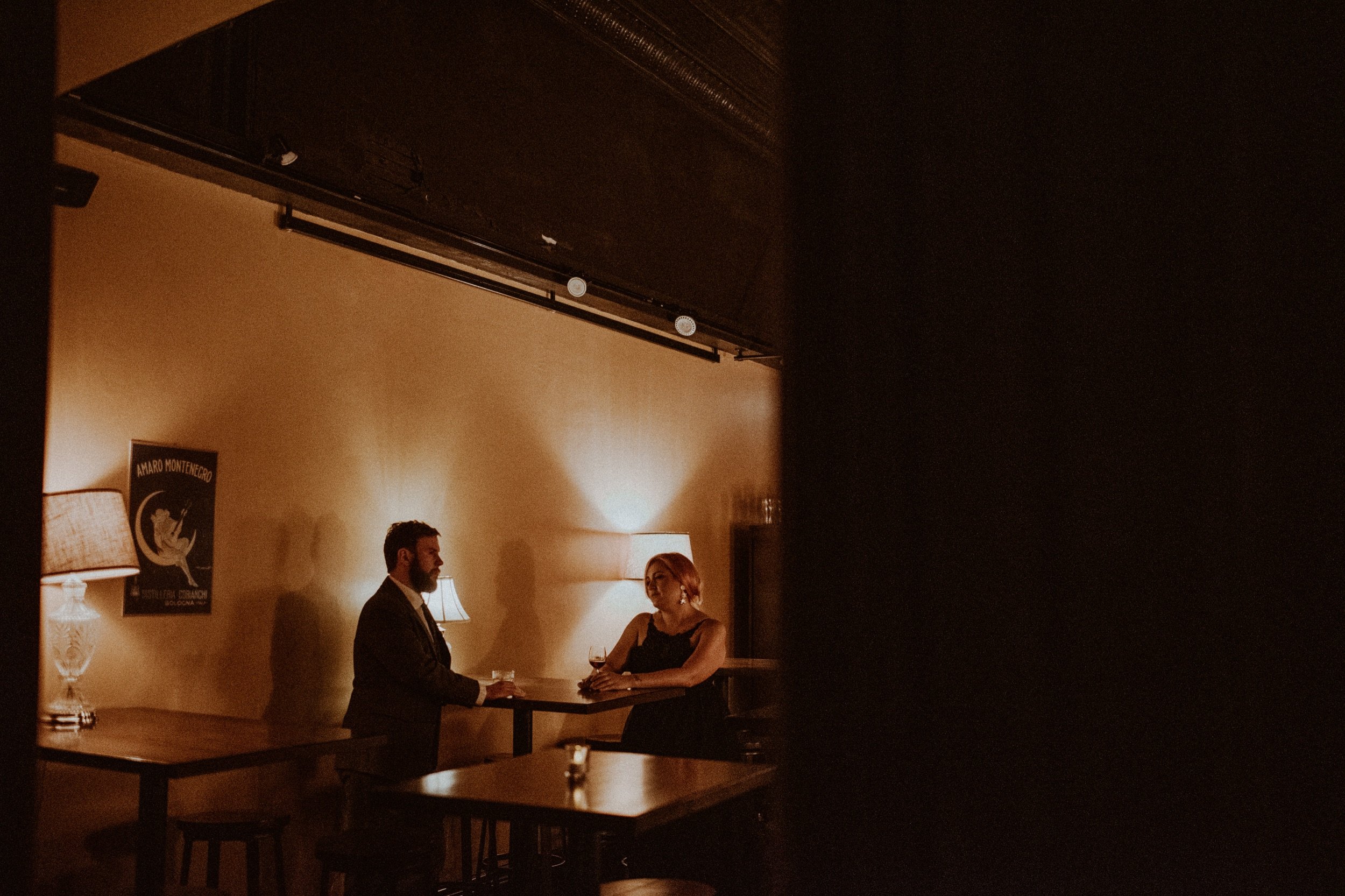moody-boston-bar-restaurant-engagement-session-wedding-photographer-vanessaalves-22.jpg