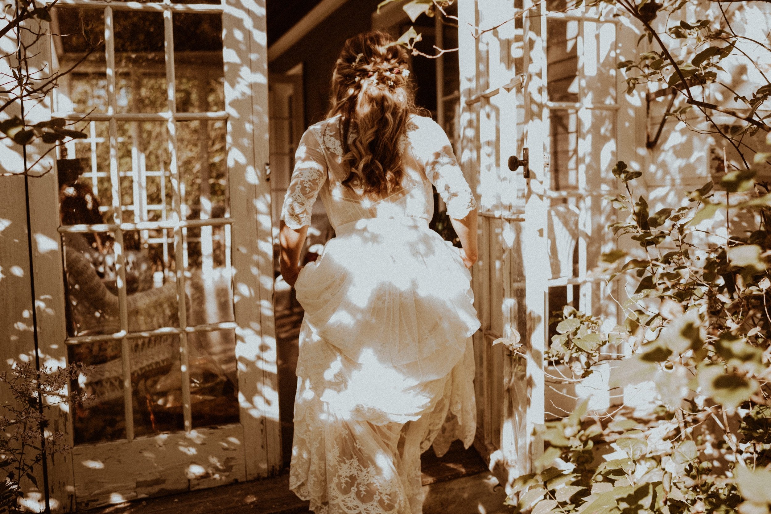 059_Gloriosa & Co Fall Wedding at The Curtis House Ashfield MA - Vanessa Alves Photography.jpg