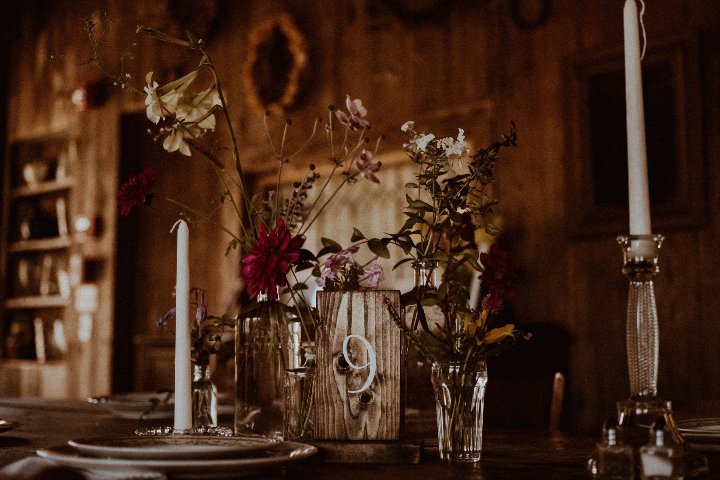 103_Gloriosa & Co Fall Wedding at The Curtis House Ashfield MA - Vanessa Alves Photography.jpg