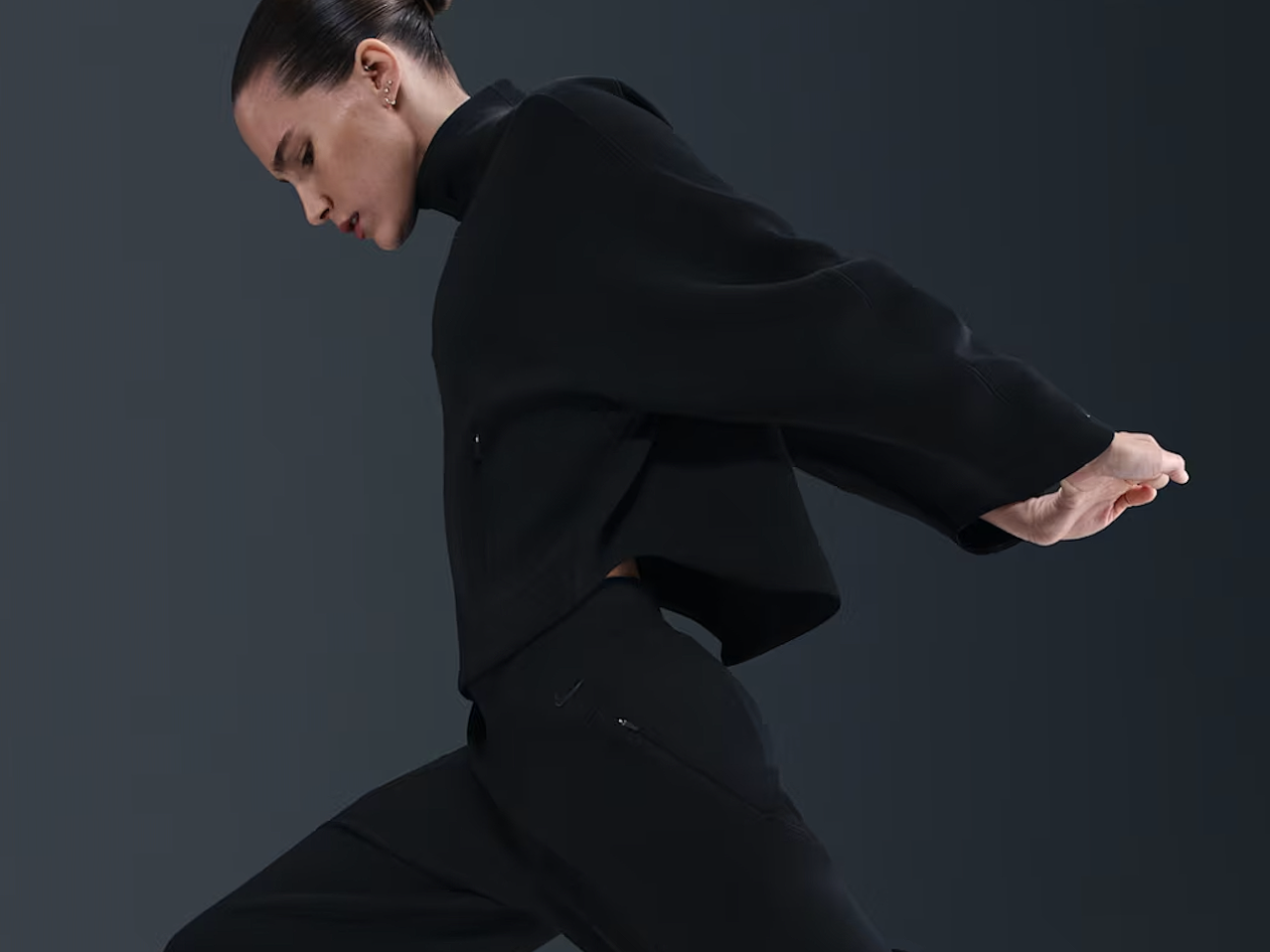 Nike Women's Universa