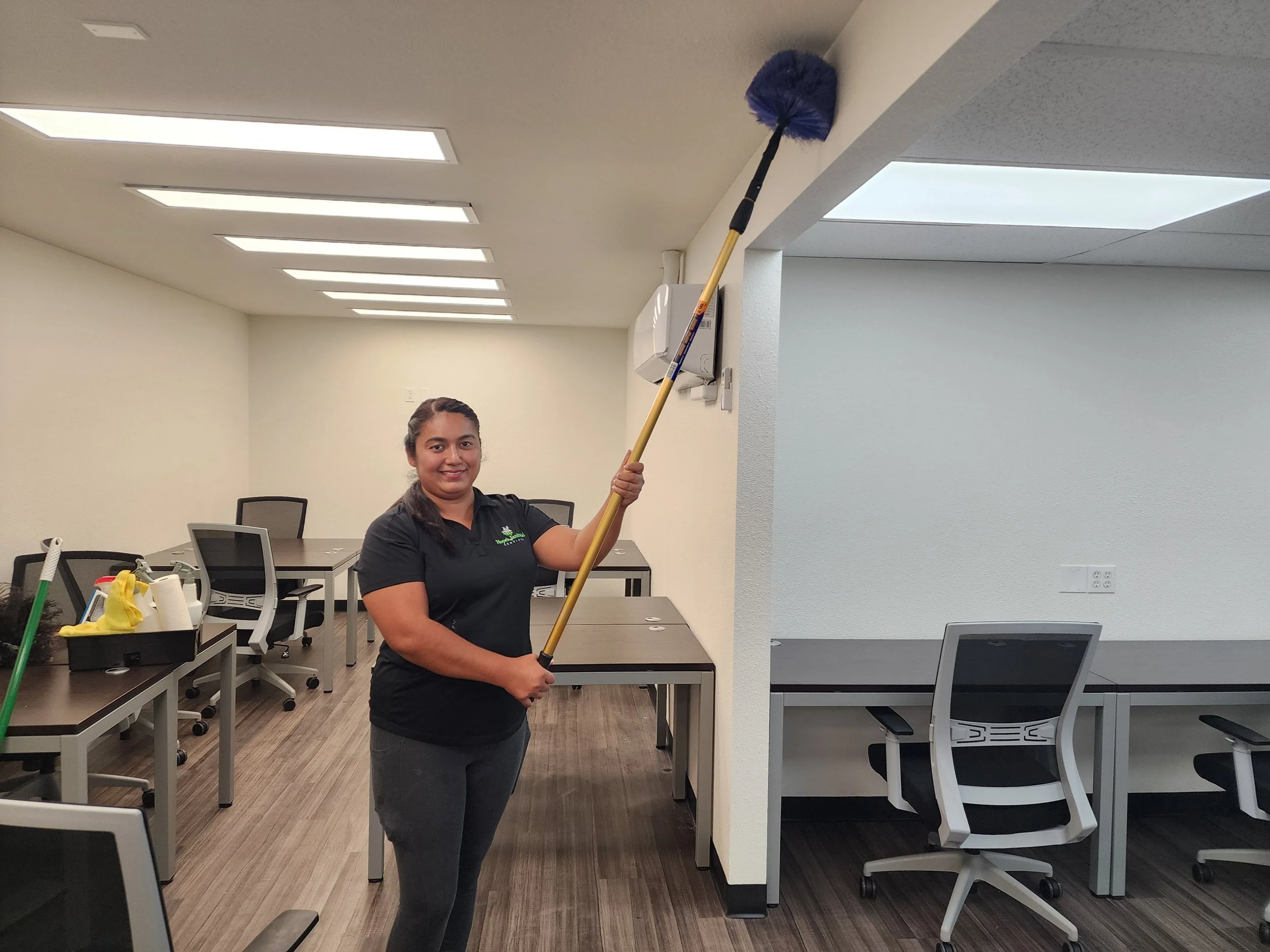 4 Unexpected Advantages of Hiring Office Cleaning Services in Orange County
