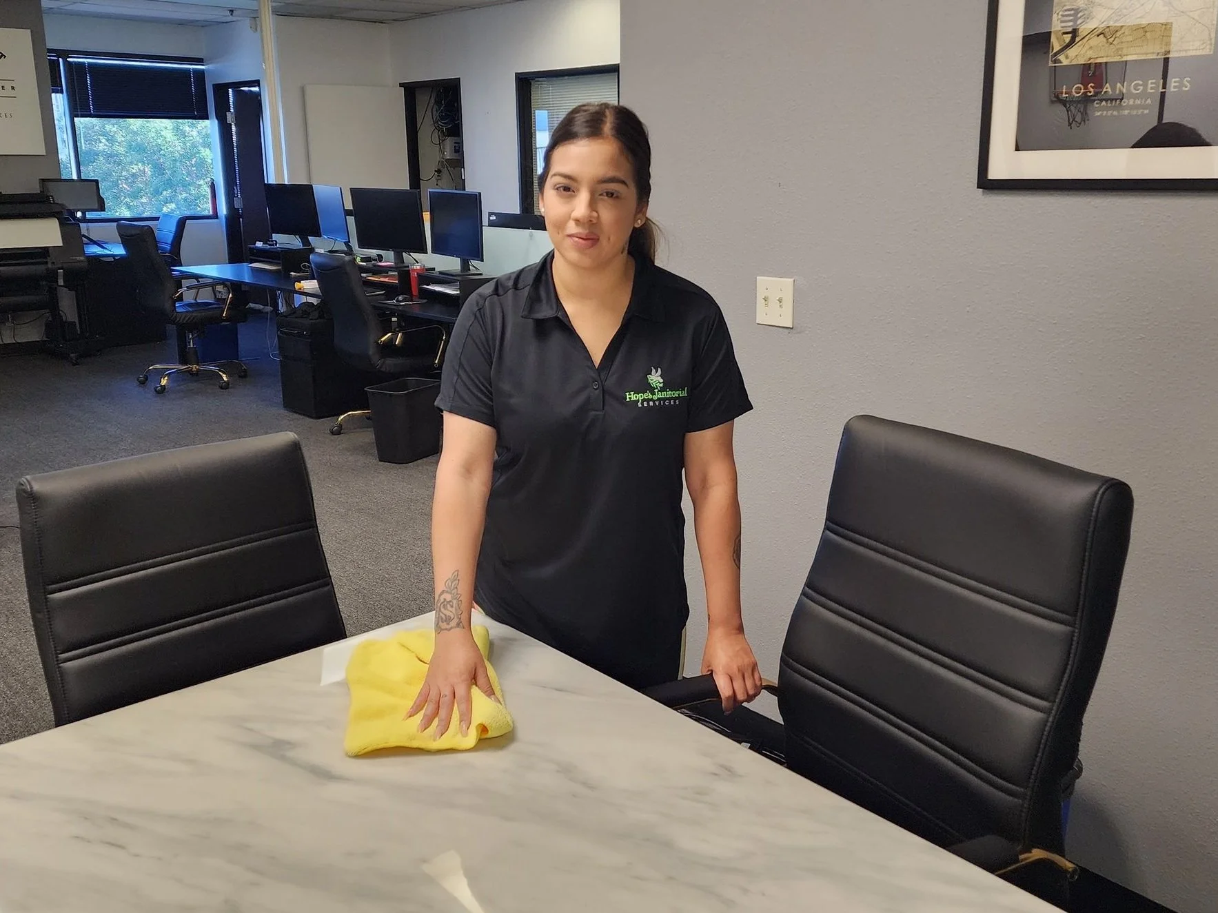 Sabrina Confrence table.jpg