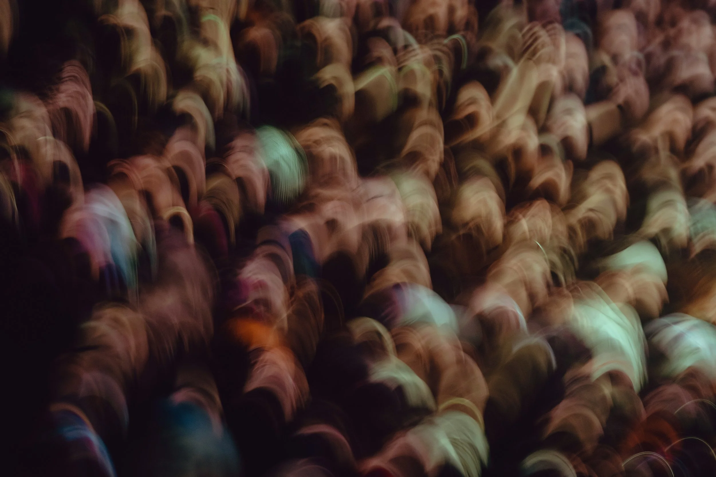 CROWD1.jpg