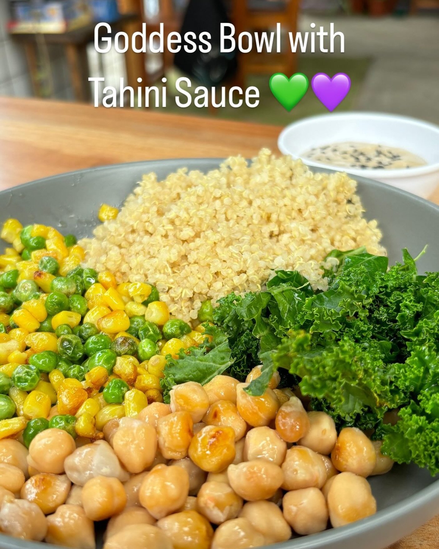 Goddess Bowl with Tahini Sauce 💚💜