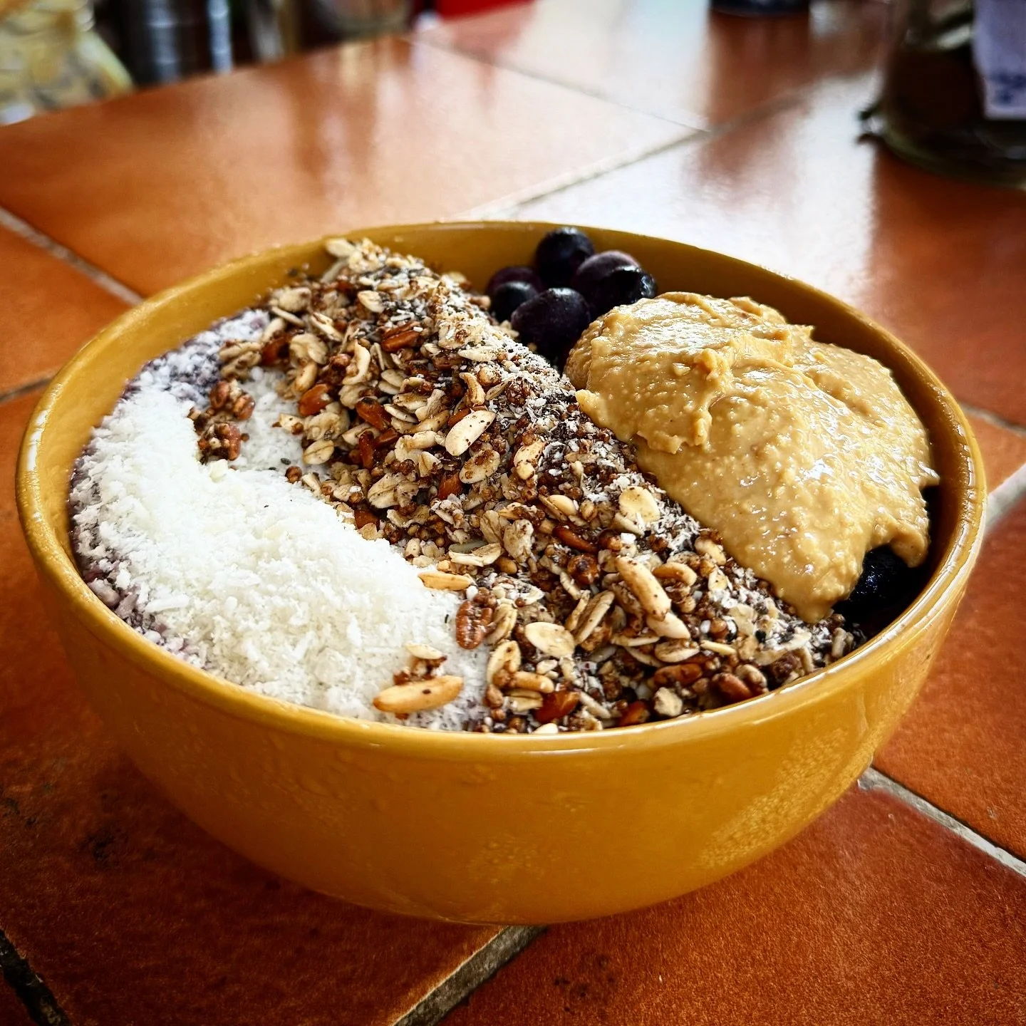 Our A&ccedil;a&iacute; Bowls are made using 100% Organic A&ccedil;a&iacute; grown here in Costa Rica 💜💚