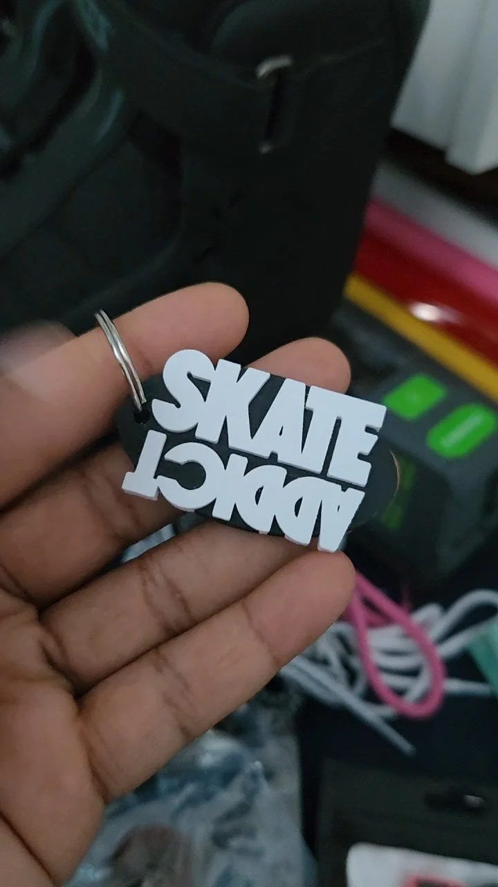 sk8-m8s-skate addict-keyring.jpg