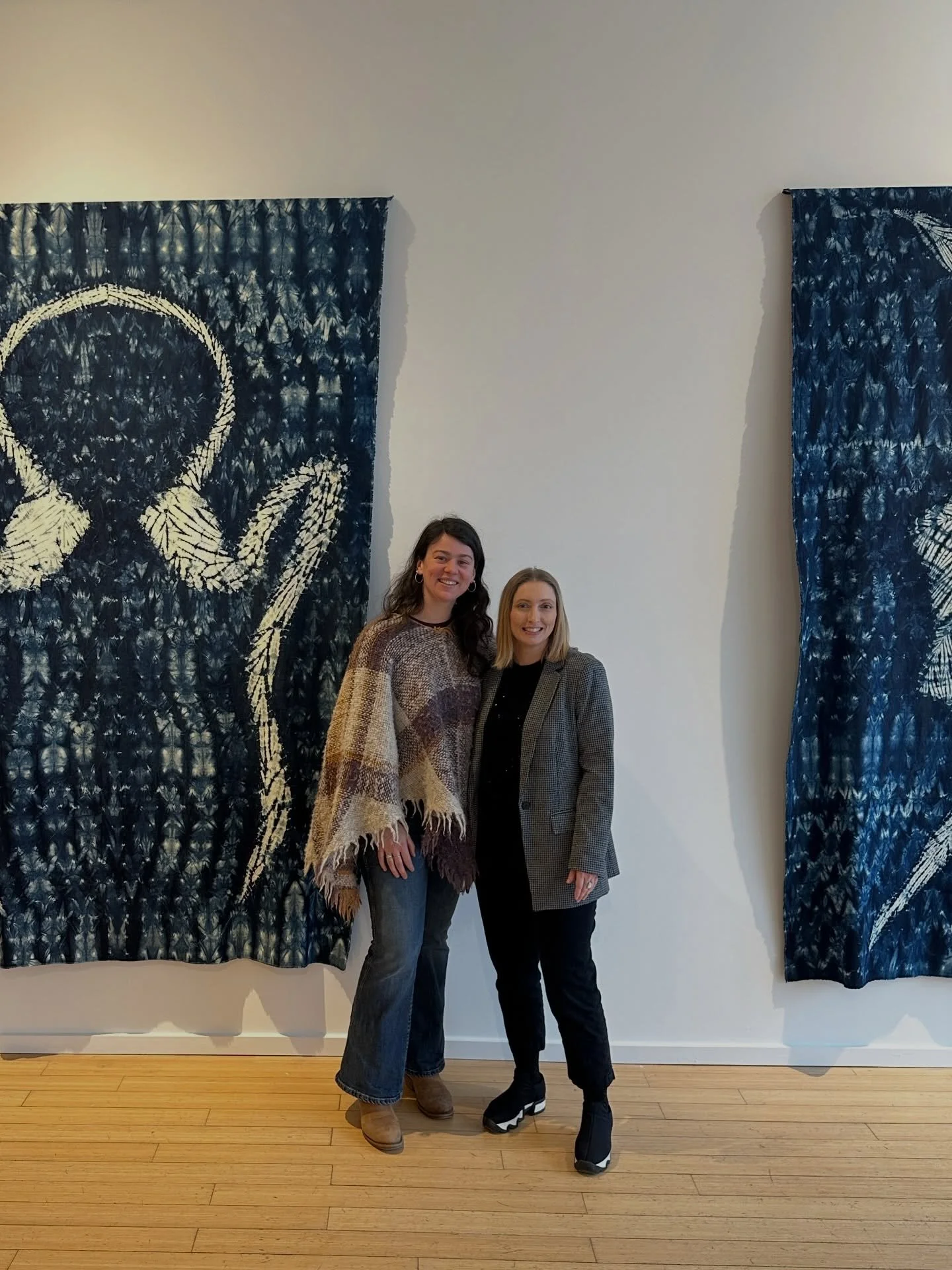 Last weekend we were delighted to catch up with @davana.robedee Davana was our selected fiber artist for the 2024 Fiber Arts Residency and she worked on some of the pieces on display while at the farm! Her show at @catskillartspace will be up until A