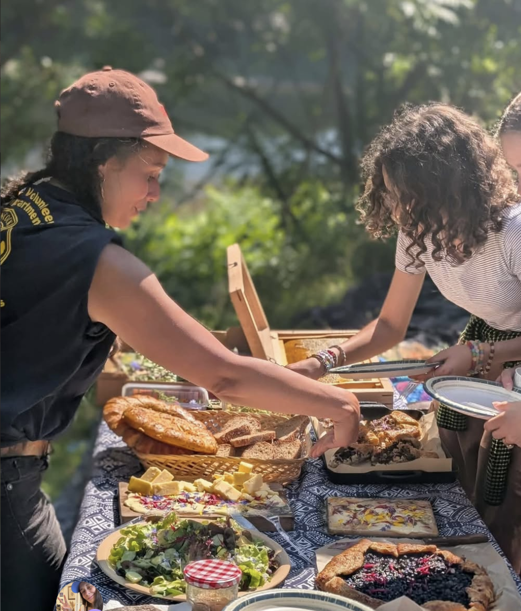 Seasonal Foodways Eating