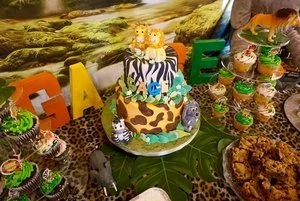 zoo+cake.jpg