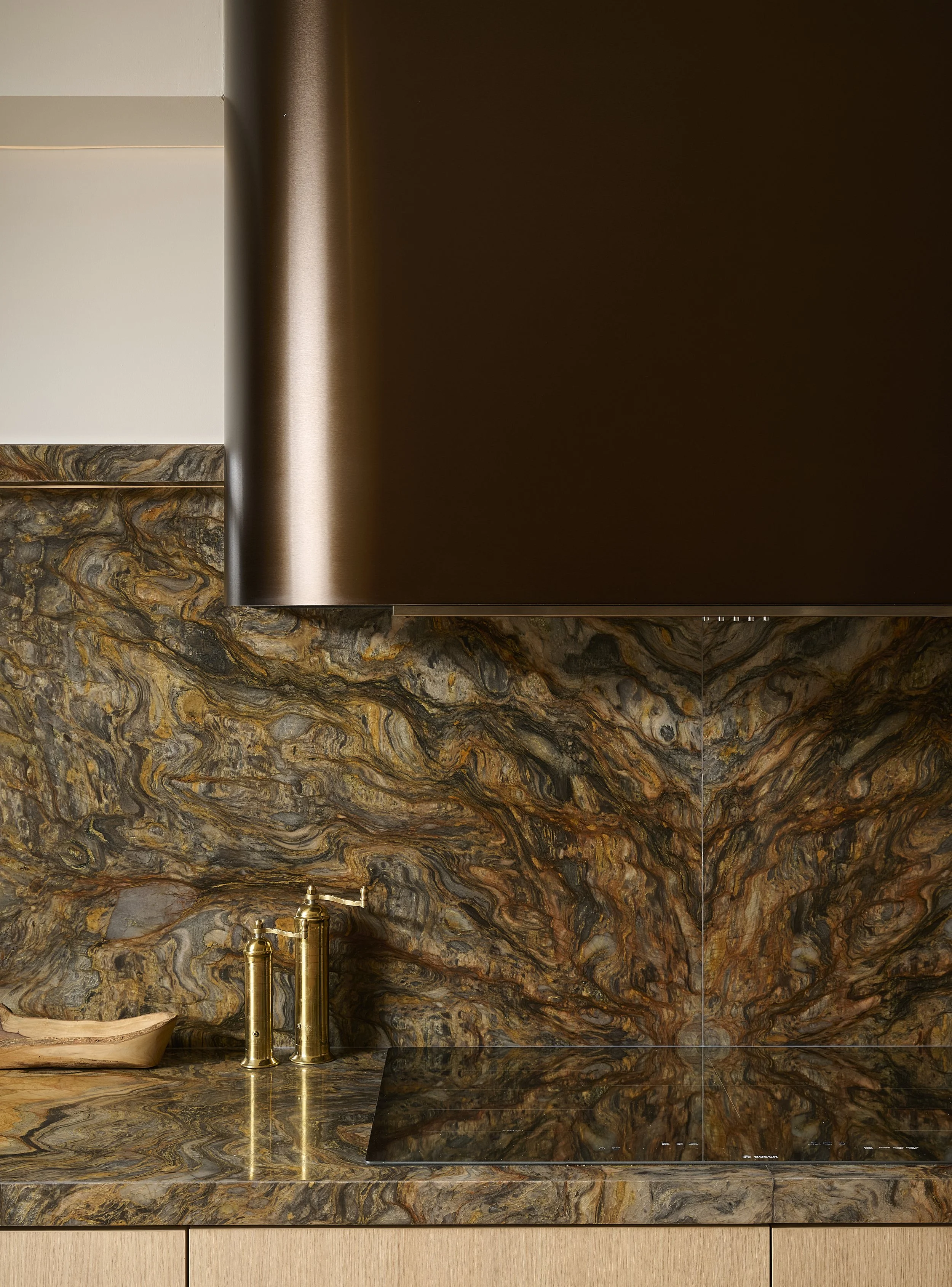 FINAL_Kitchen_Detail_Rangehood_Stone.jpg
