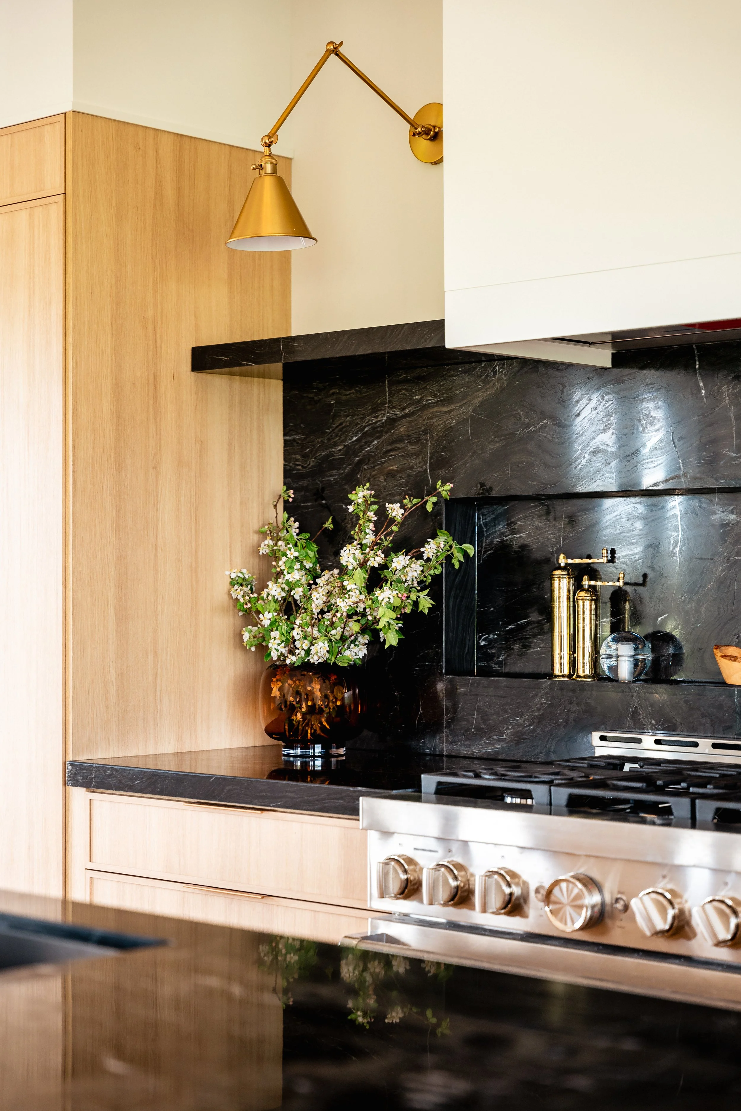 Phoenix_Kitchen_Renovation_05_24 (12 of 26).jpg