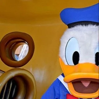 leroy.ttf [2021-01-04T00ː41ː59.000Z] CJmnO57nNkx.jpg