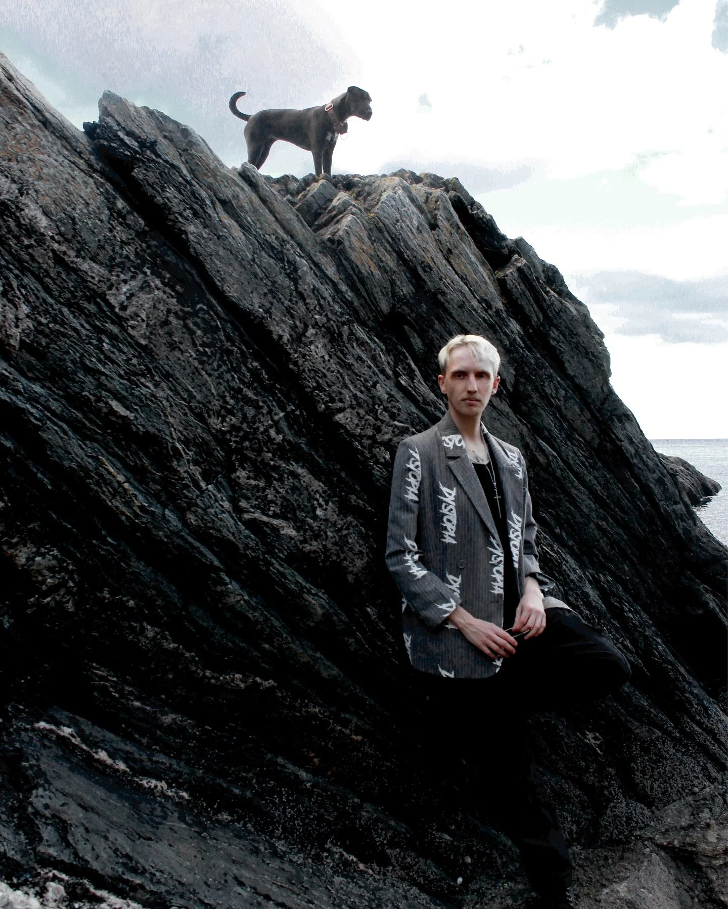 Skeksis chic, make all the podlings weep 🖤🖤🖤