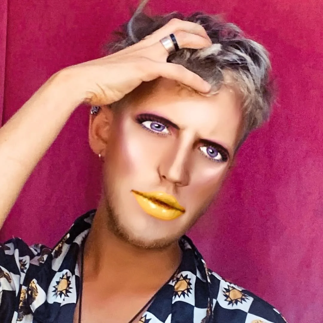 leroy.ttf [2020-07-26T11ː49ː56.000Z] CDGq5bsni3w.jpg