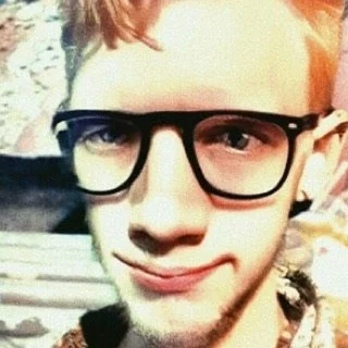 leroy.ttf [2020-02-24T21ː22ː56.000Z] B89u2VKH4ky.jpg