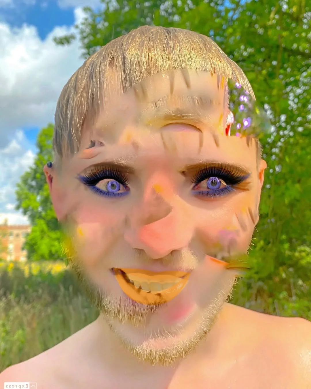 leroy.ttf [2020-08-17T20ː33ː52.000Z] CEAQWGYnoKw.jpg