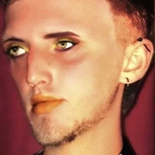 leroy.ttf [2020-07-08T19ː37ː32.000Z] CCZKGfpHYye.jpg