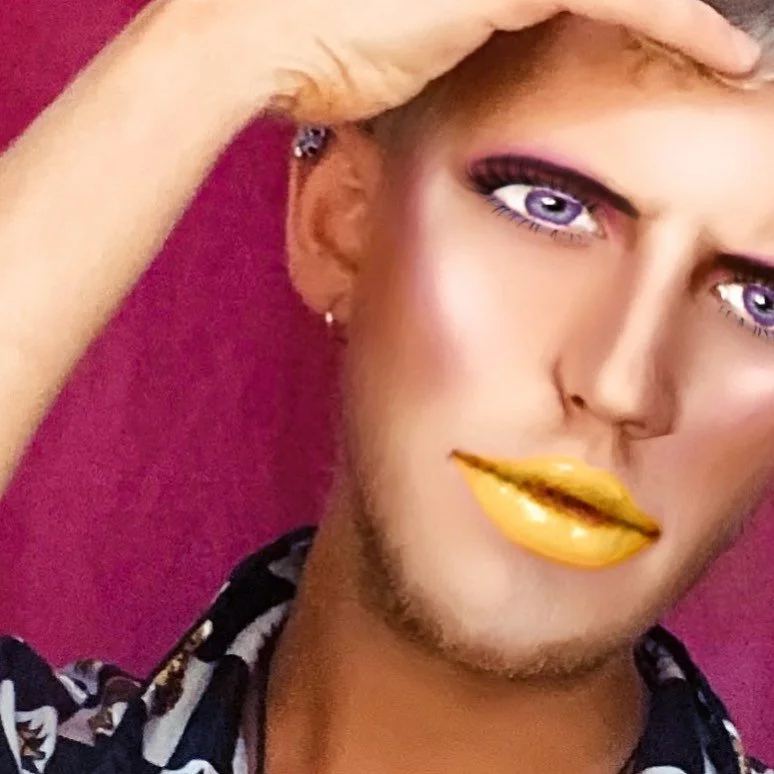 leroy.ttf [2020-07-26T11ː51ː30.000Z] CDGrE14HJAr.jpg