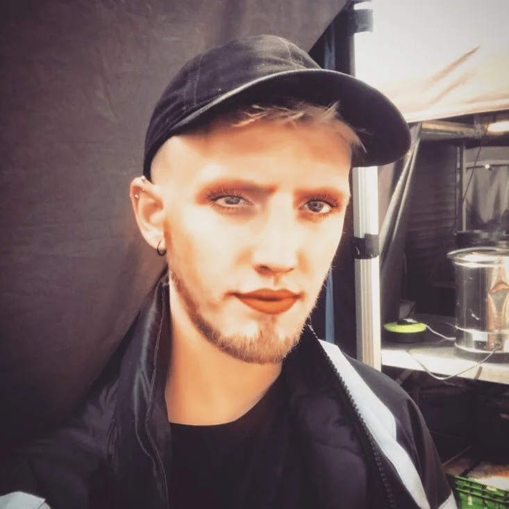 leroy.ttf [2020-05-08T21ː09ː19.000Z] B_8QHRWn078.jpg