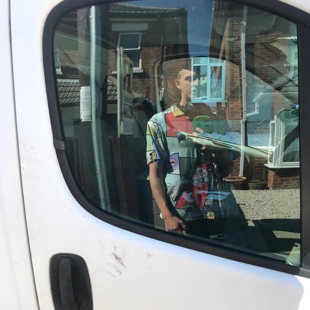 leroy.ttf [2020-07-20T21ː20ː29.000Z] CC4Pa8eHrdd.jpg