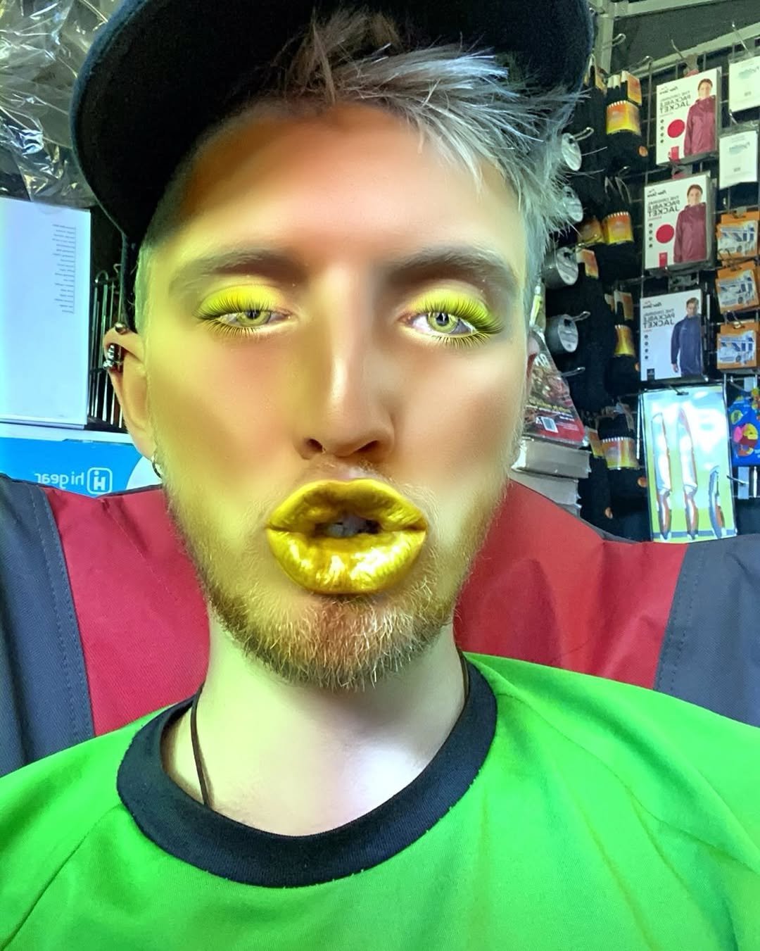 leroy.ttf [2020-08-04T13ː38ː17.000Z] CDeCc4VHwb1.jpg