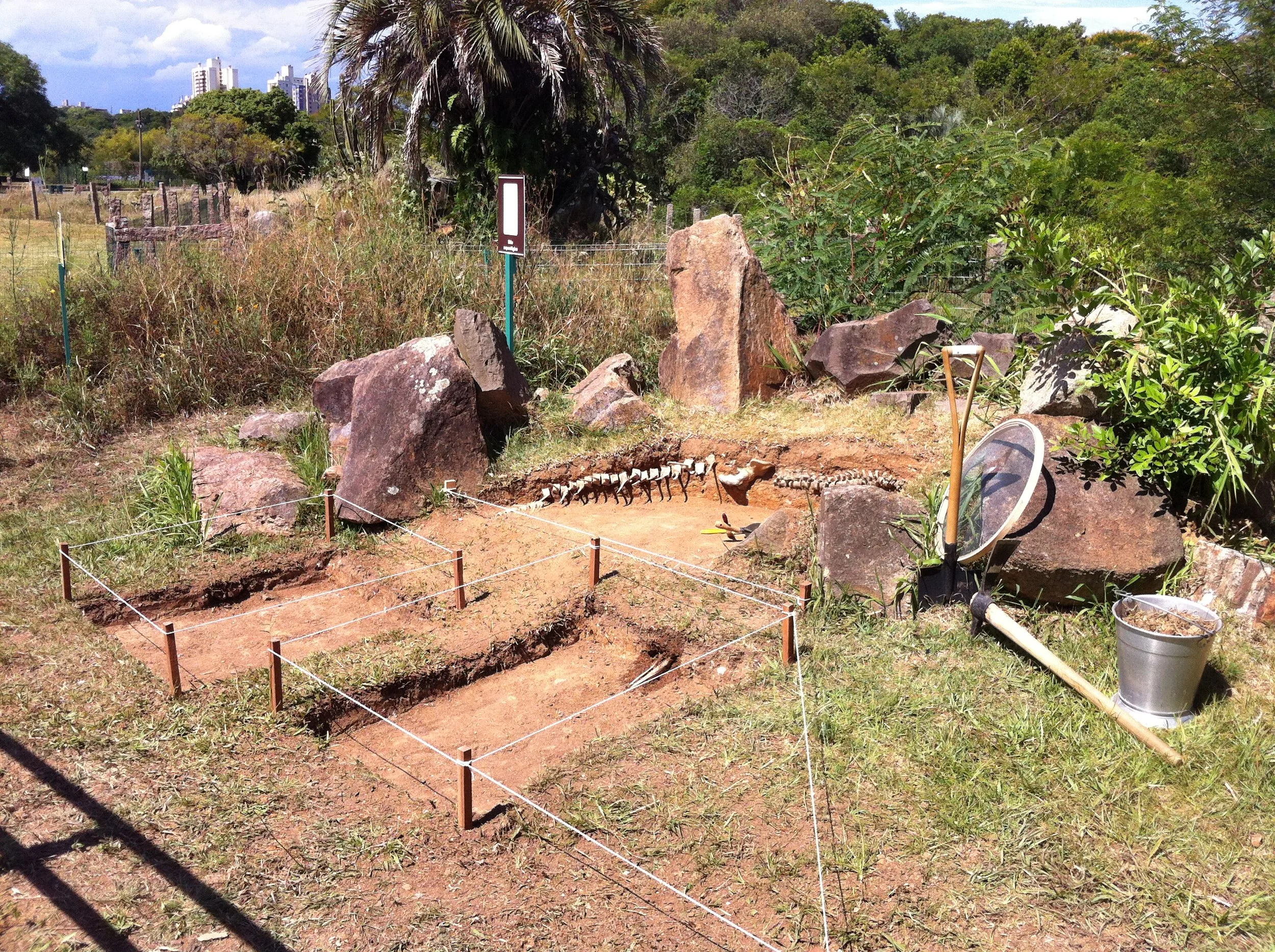 Sítio Arqueológico, 2012
