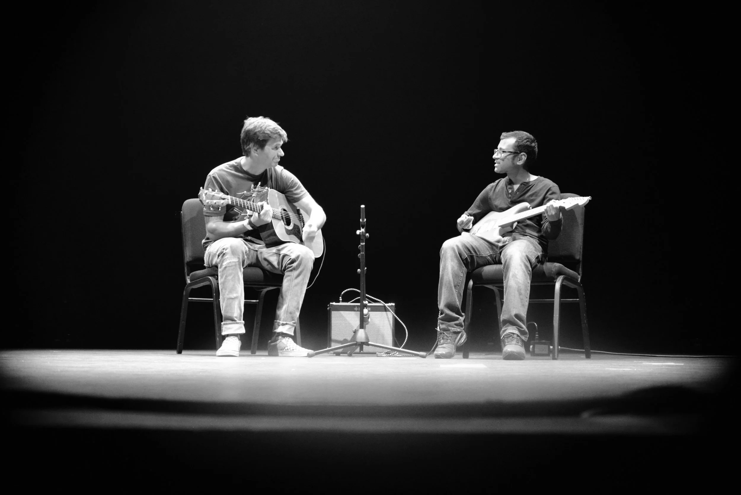 DSC_8660BW.jpg