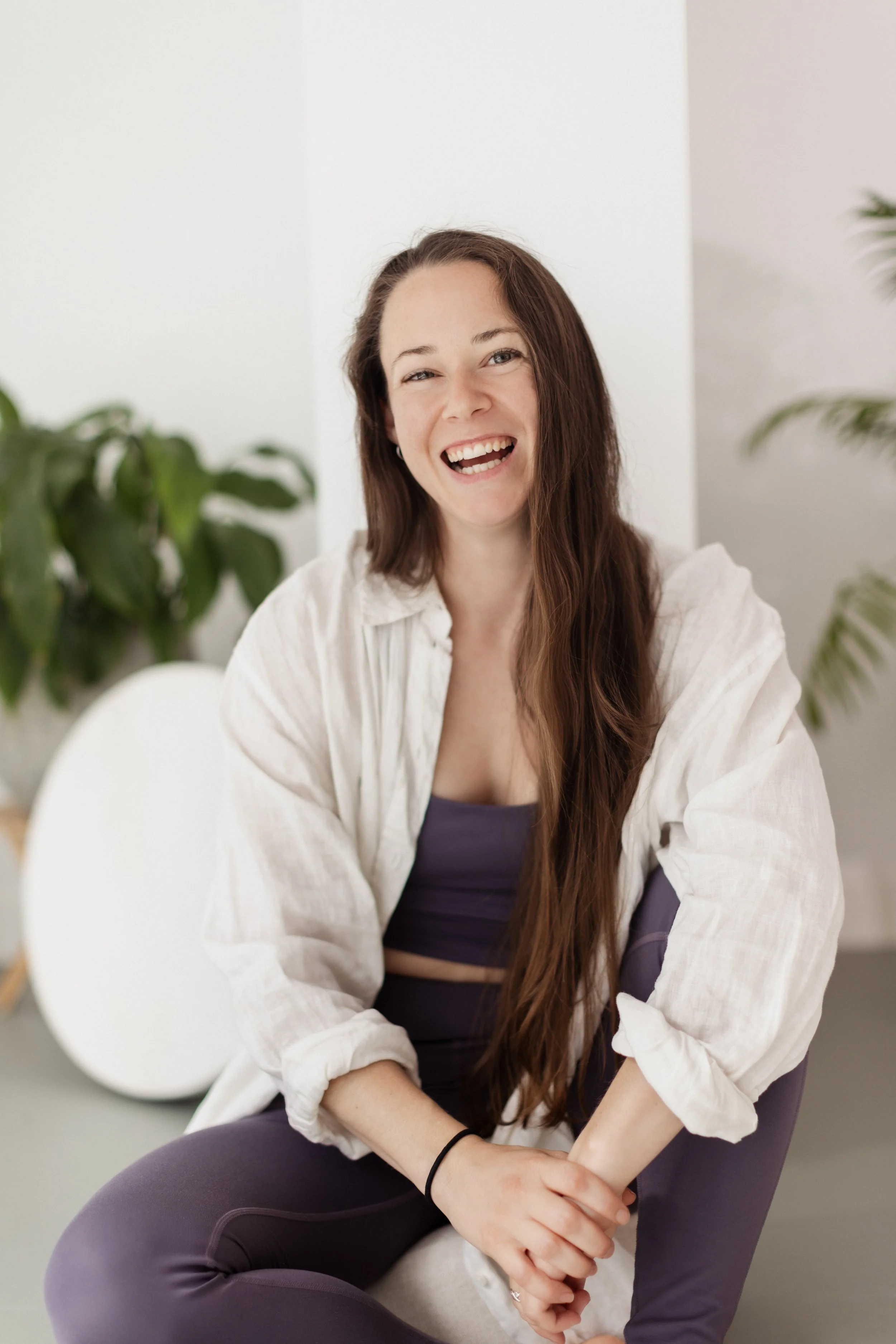 spanda restorative yoga teacher