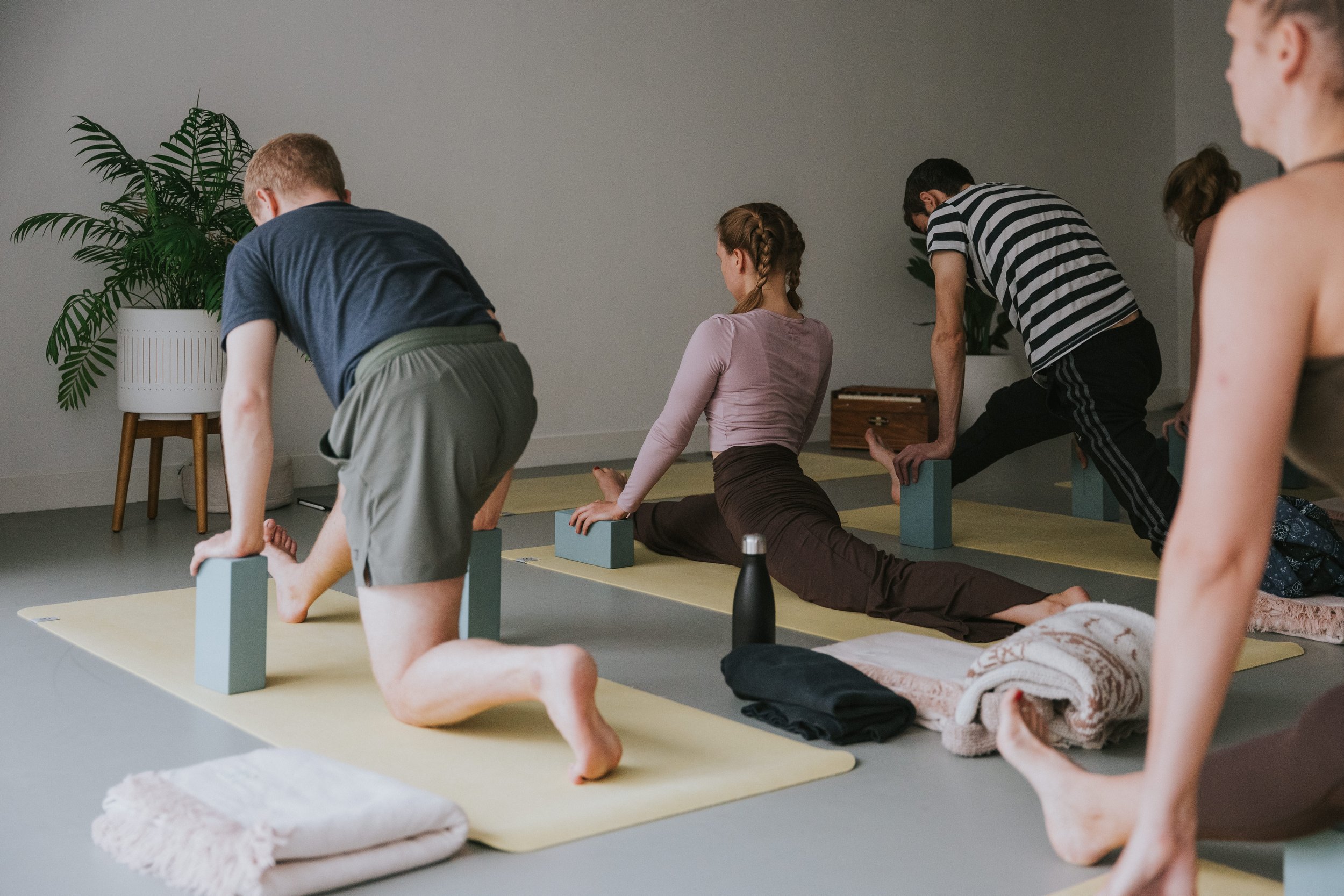Brahmacharya Yoga Practice: Pose, Mantra, Mudra | Yamas and Niyamas