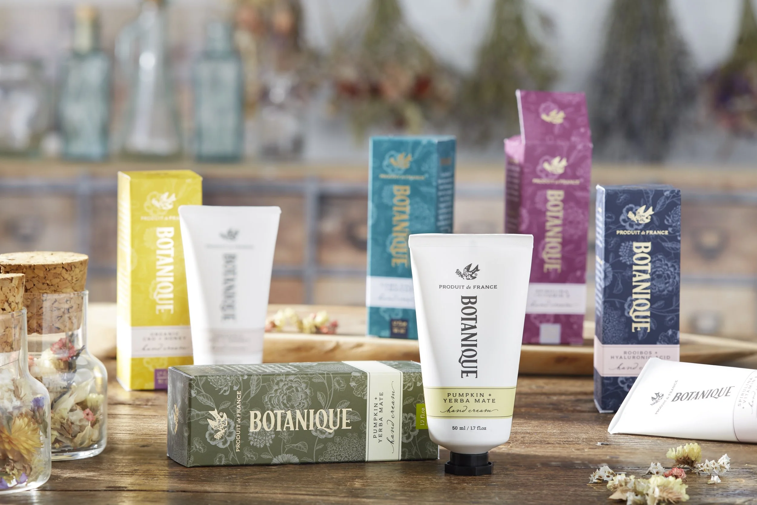 ES Botanique_Group_Boxes-and-Bottles.jpg