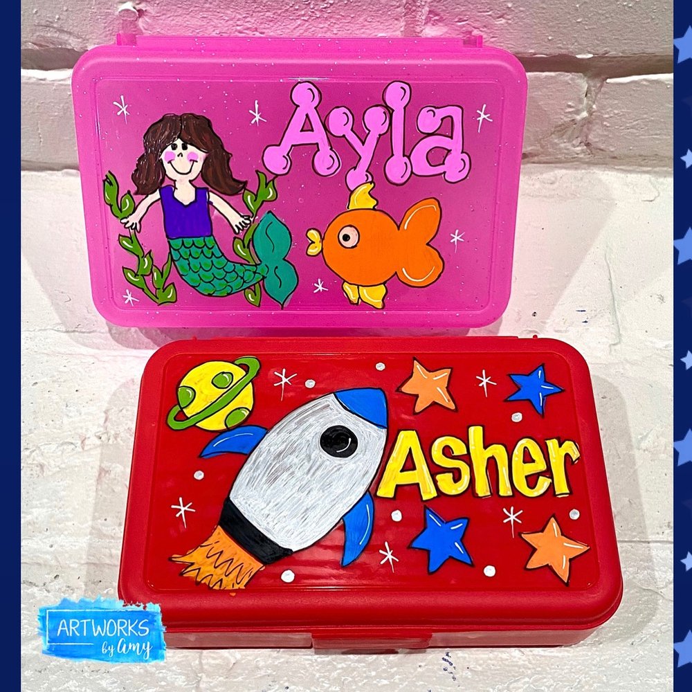 Personalized Portable Drawing Case – A Gift Personalized
