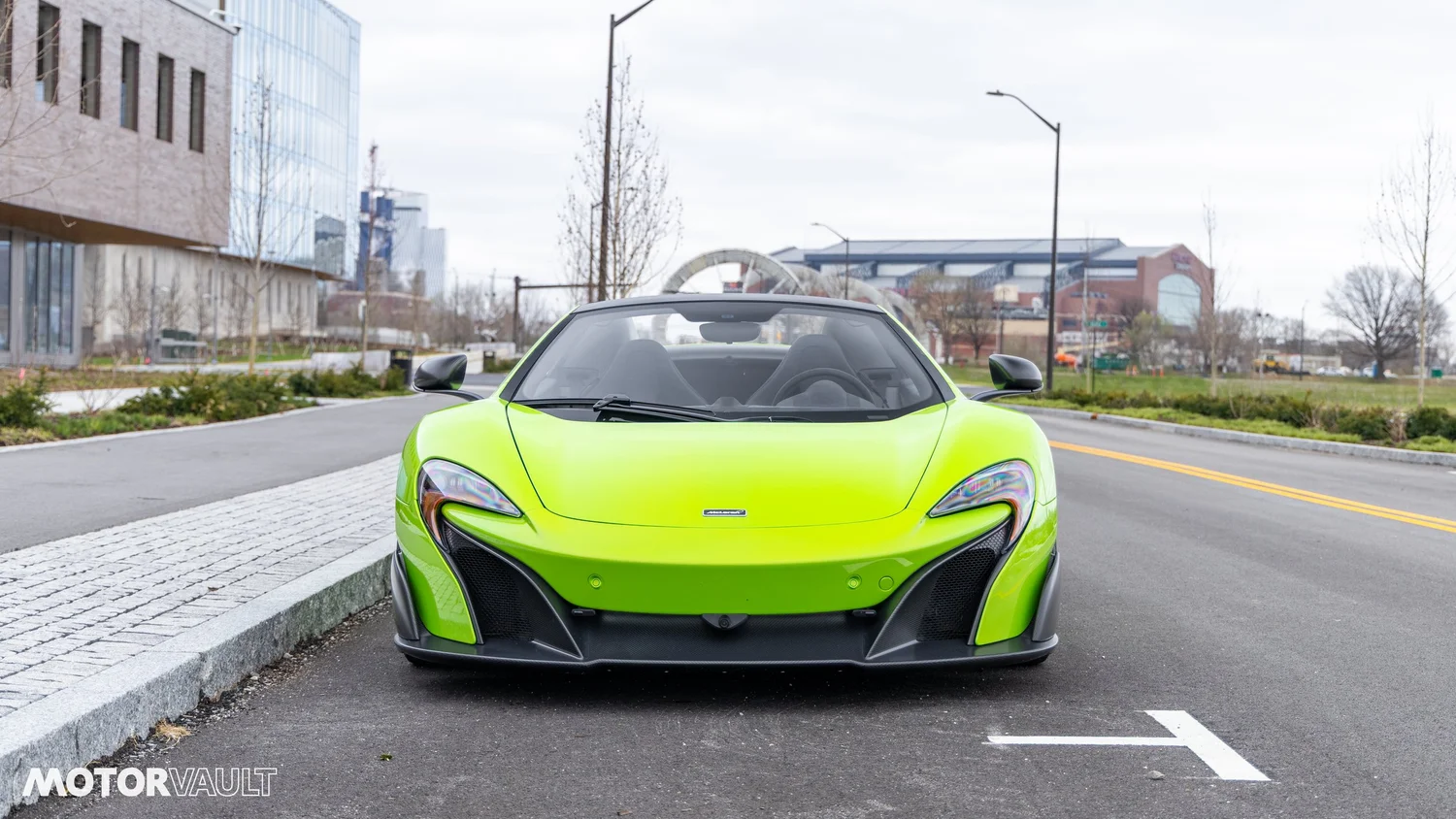 Used 2016 McLaren 675LT photo 11