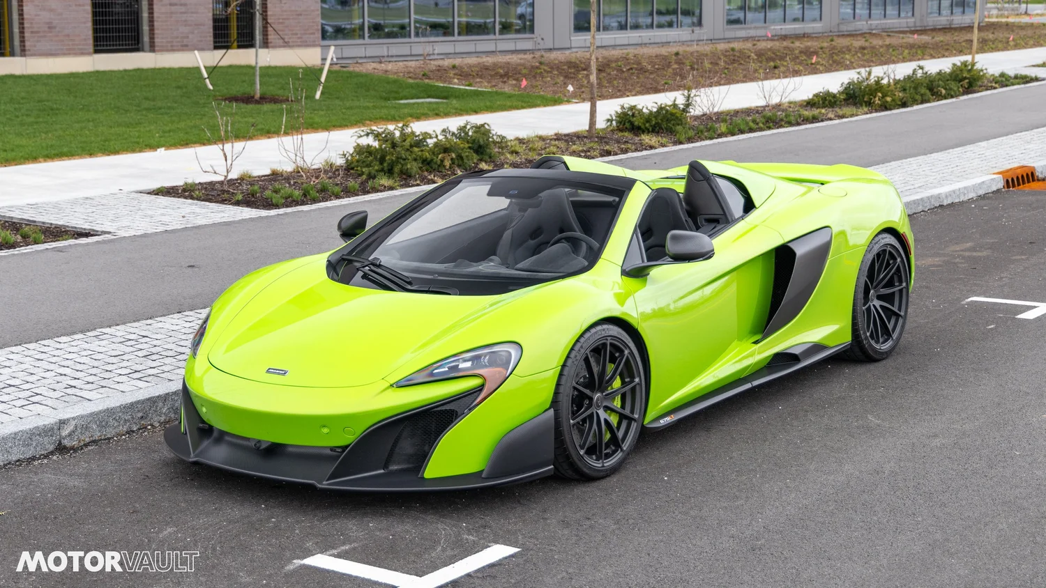 Used 2016 McLaren 675LT photo 14