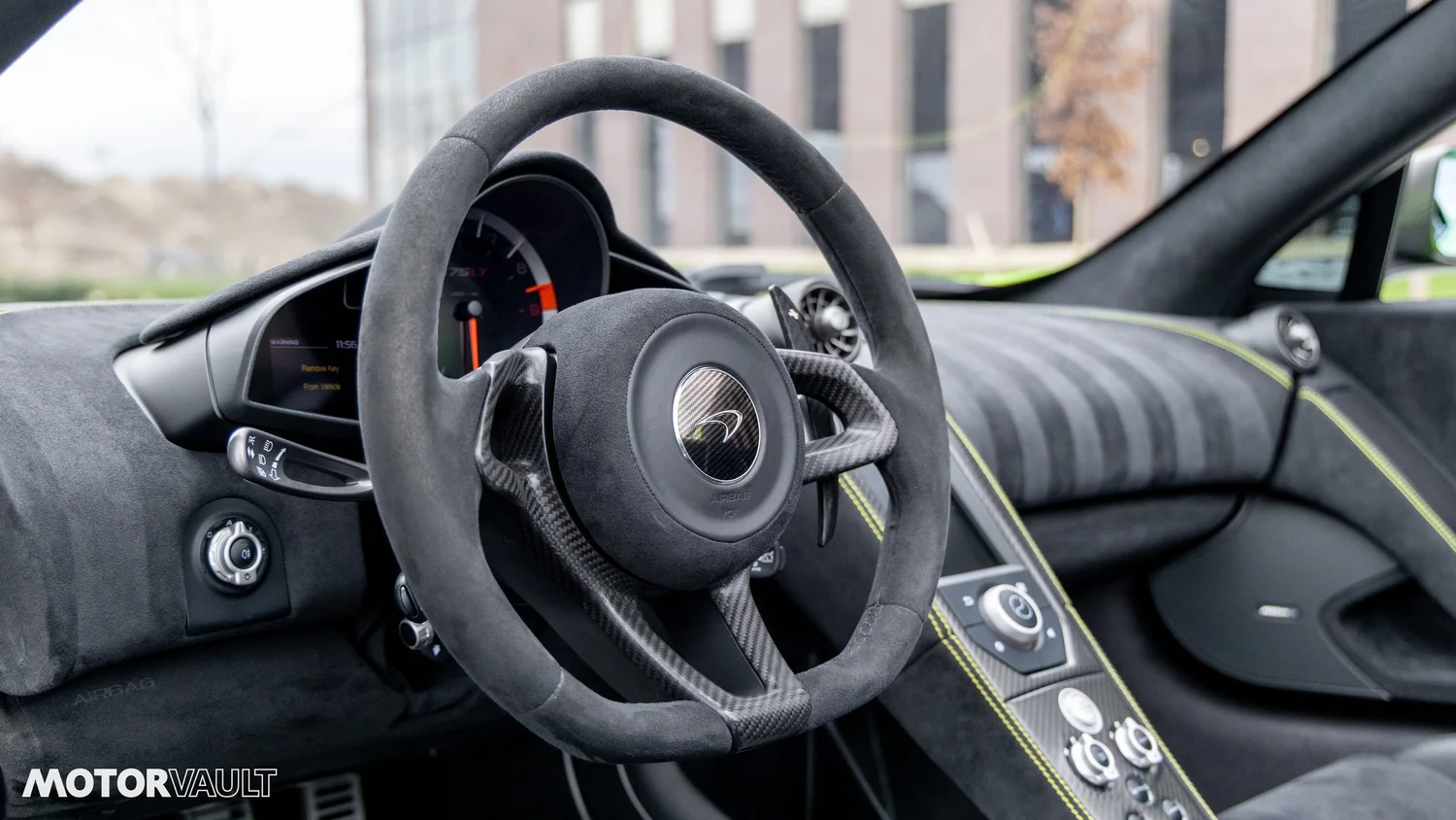 Used 2016 McLaren 675LT photo 34