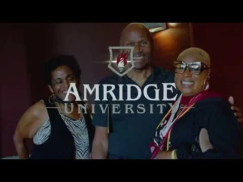 AU - Student Spot Light (2)