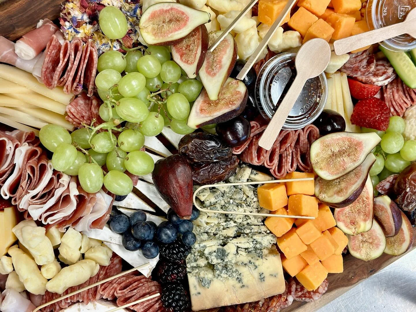 Holiday Grazing Boards have arrived for Thanksgiving &amp; the winter holidays (Christmas, Hanukkah, Kwanzaa) - you name it! 

Need something to bring to the table for the holidays? We think our thoughtfully crafted grazing boards should do.

-Limite
