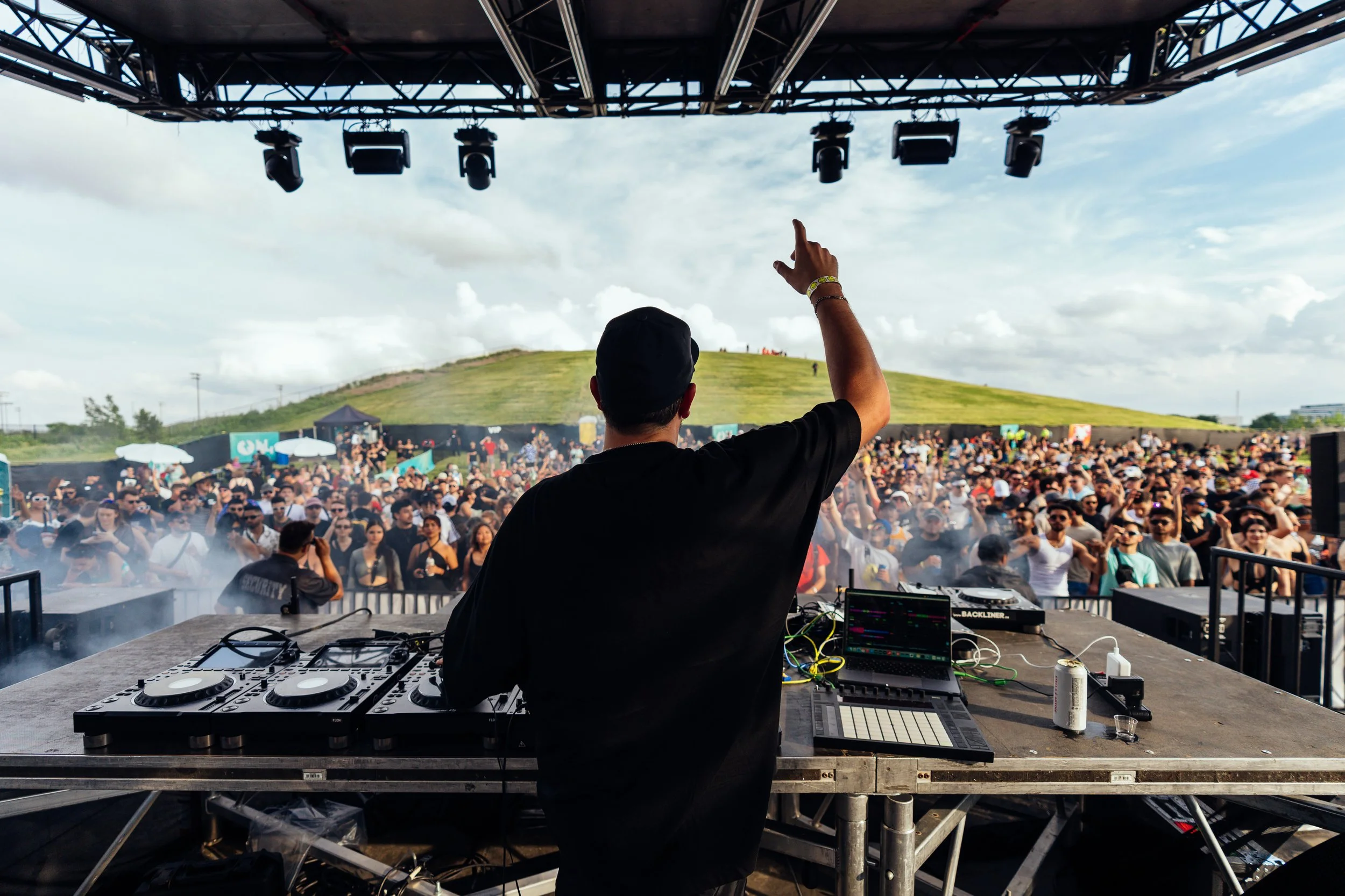 @jonah.raw-ElectricIsland_June29-30-42.jpg