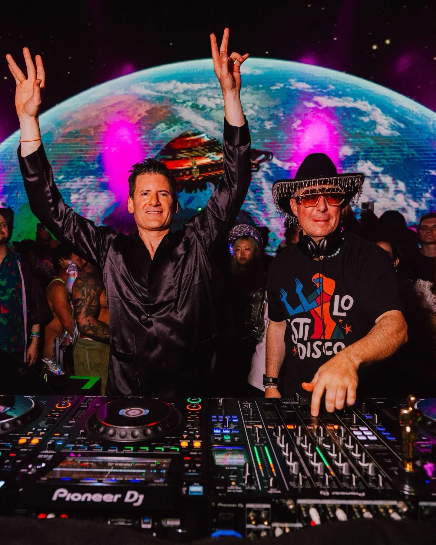 Friendship 2026

Honestly have no words for the amount of fun this spontaneous adventure was. The people, the vibes, the laughs and everything in between. I&rsquo;m forever thankful for @djwabin for being the man and for allowing me to join aboard th