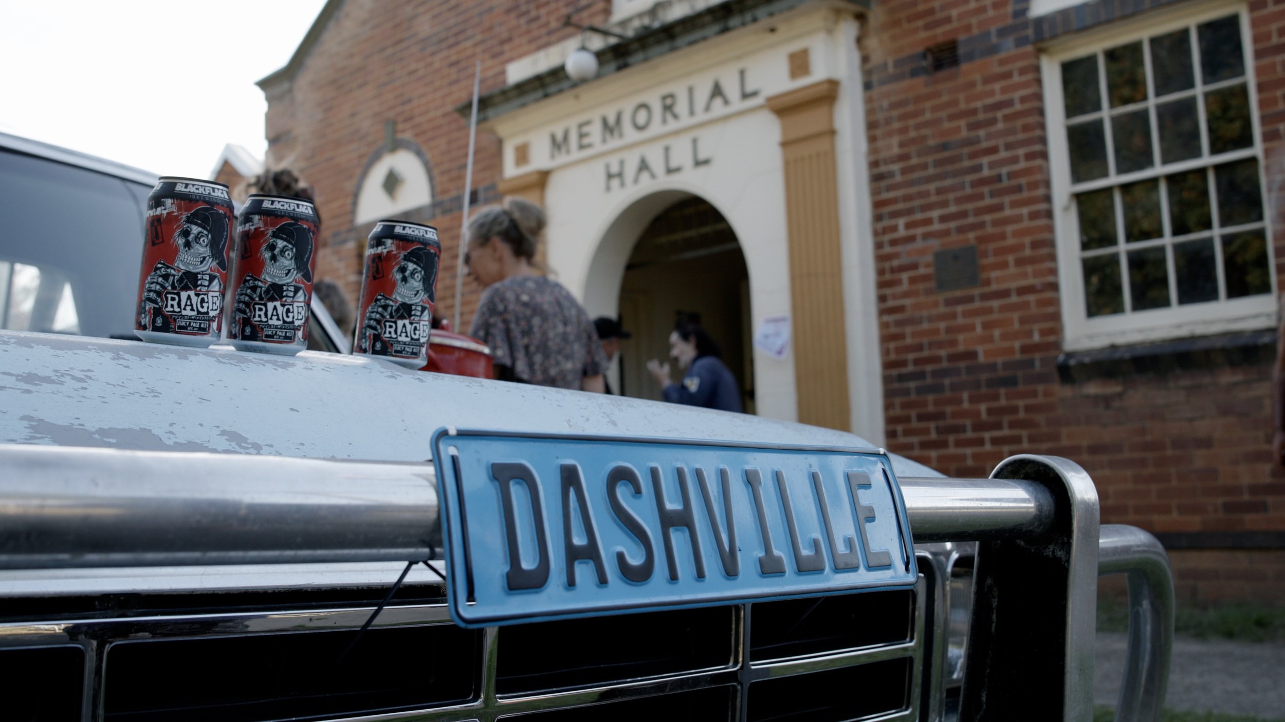 Black Flag beer, Dashville number plate and the Nundle Memorial Hall - a winning combination, Nundle Rocks 2025